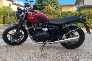 Triumph street twin 900 - 65cv - 11500km