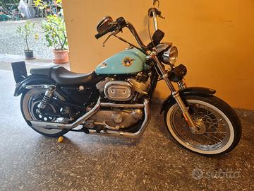 HARLEY DAVIDSON  SPORTSTER 883