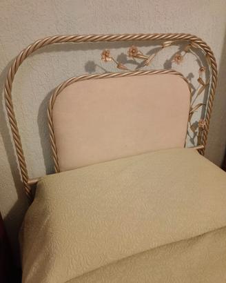 Letto singolo in ferro battuto con materasso e cus