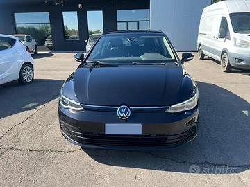 EURO 16.500 Volkswagen Golf VIII 2022 2.0 TDI