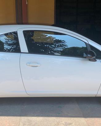 Opel Corsa Enjoy(2009) 3 porte 1.2 benzina (59 kW)