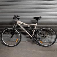 Mountain bike Rockrider 6.0