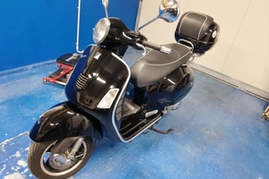 Vespa 300gts