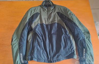 giubotto dainese  casco givi