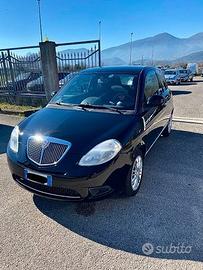 Lancia Ypsilon 1.2 METANO