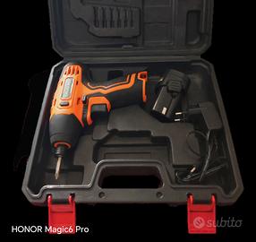 avvitatore a impulsi 12v. 90nm di coppia Completo