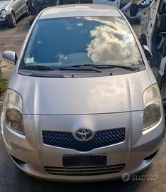 Toyota Yaris 1.4 d4d 2007 motore 1NDTV per ricambi