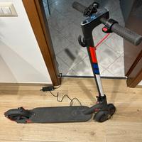 Monopattino Xiaomi Mi Scooter
