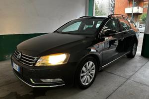 VW PASSAT 2.0 TDI DSG CONFORTLINE