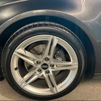 Cerchi e gomme  audi 18 originali