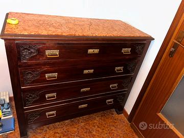 Cassettiera in stile liberty