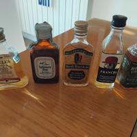 Bottiglie liquori mignon 