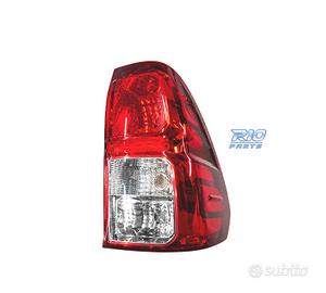 FANALE DESTRO TOYOTA HILUX 16- ESTERNO