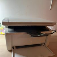 stampante HP laserjet MFP m28w + cartuccia