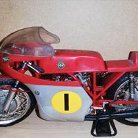 Modellino protar mv 350 - Giacomo agostini