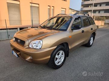 Hyundai Santa Fe 2.4i 4WD GL Plus