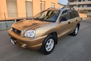 Hyundai Santa Fe 2.4i 4WD GL Plus