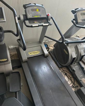 Tapis roulant technogym