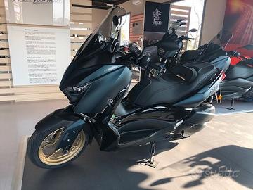 YAMAHA X MAX 300 TECH