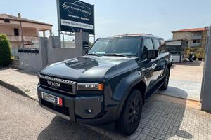 TOYOTA LAND CRUISER 7 POSTI - KM ZERO -