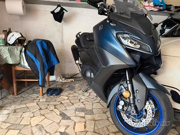 Tmax 560