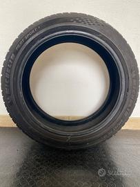 Michelin  215/45 r17