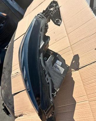 Fanale dx full led technology Peugeot 2008 2020