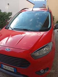 Ford Tourneo Courier 1.0