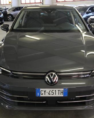 VOLKSWAGEN Golf 2.0 TDI 150 CV DSG SCR Style PRE
