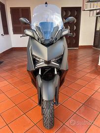 Yamaha X-Max 300 - 2025