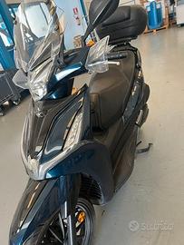 scooter kymco 300 del 2023 km 18.106