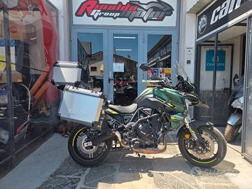 Benelli TRK 702 Tris borse