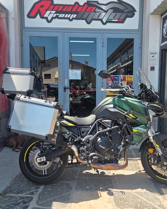 Benelli TRK 702 Tris borse