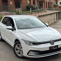 Volkswagen Golf 1.0 eTSI EVO DSG Life