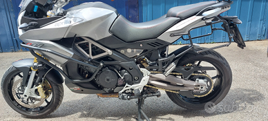 Aprilia caponord 1200