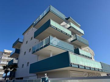 3 LOCALI A ALBA ADRIATICA