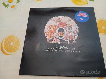 Disco LP dei queen  A day at the races