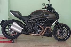 Ducati Diavel CARBON 1200