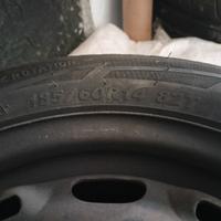 cerchi R14  con gomme invernali montate 185/60/R14