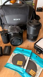 Sony ZV-E10  + ottica (come nuova)