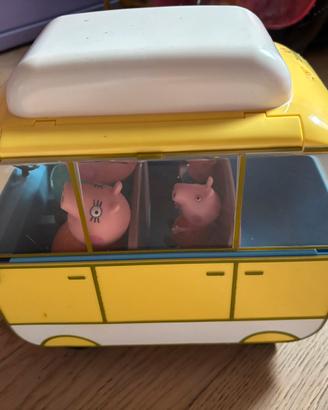 Camper Peppa Pig con 4 personaggi