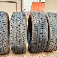 Treno 4 Gomme Invernali 195/60 R15 88H - DOT 2024