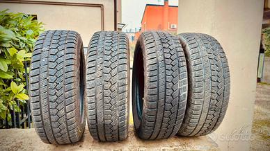 Treno 4 Gomme Invernali 195/60 R15 88H - DOT 2024