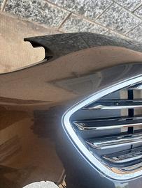 Paraurti + griglia radiatore Ford fiesta mk 6