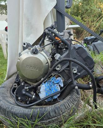  ricambi motore completo per Yamaha xj6n 2009