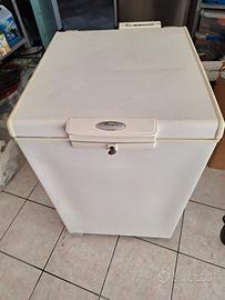 Congelatore a pozzetto Whirpool