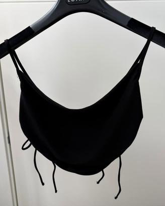 Top nero con lacci 