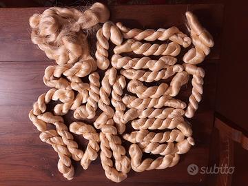 26 matasse di seta