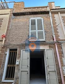 Castelvetrano Casa Indipendente Con Terrazzo