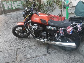 moto Guzzi  v7